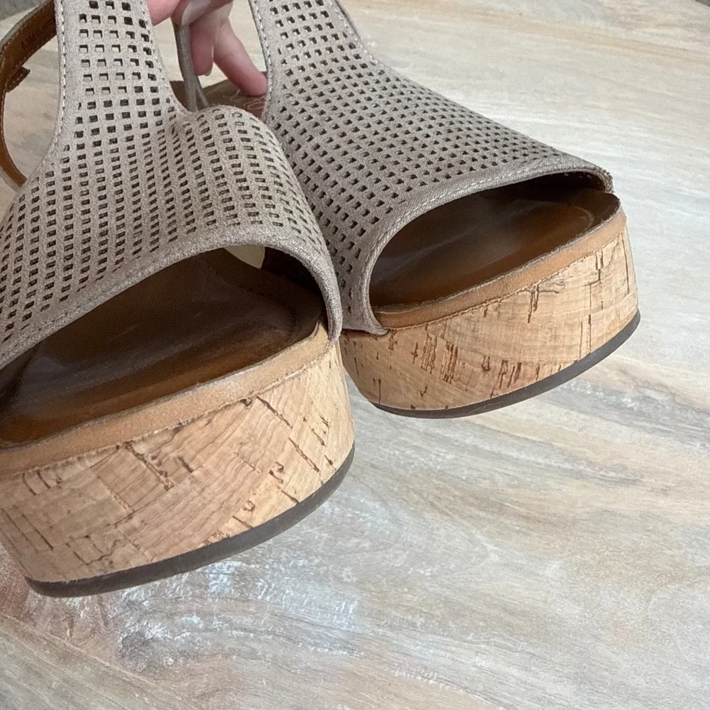 Franco Sarto gently used